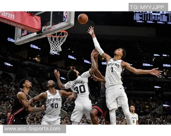 福克斯称文班无论对手身份如何都将全力以赴展现最佳状态 福克斯称文班无论对手身份如何都将全力以赴展现最佳状态